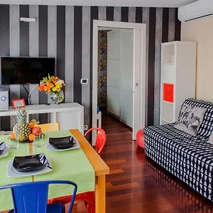 https://milano-urban-penthouse.italymilanhotels.net